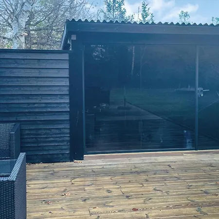 Nydelig Hjem I Nykøbing Sj Med Badstue *